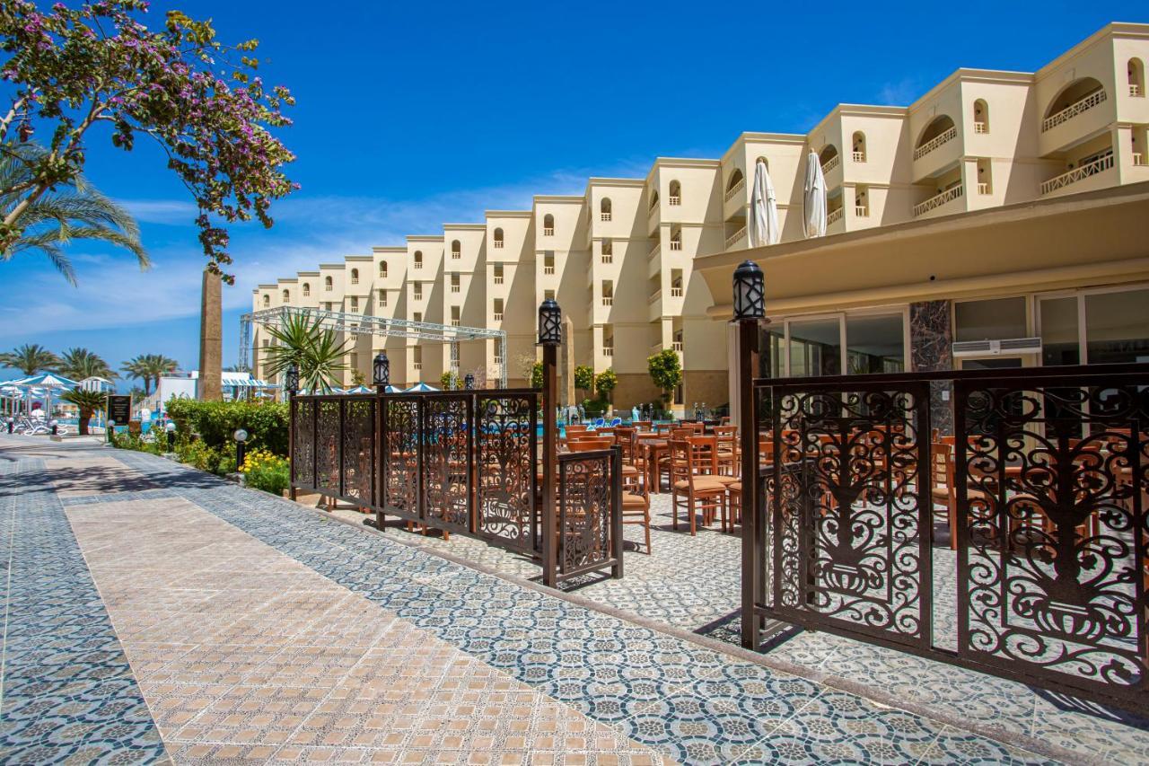 Ośrodek wypoczynkowy Amc Royal & 5*