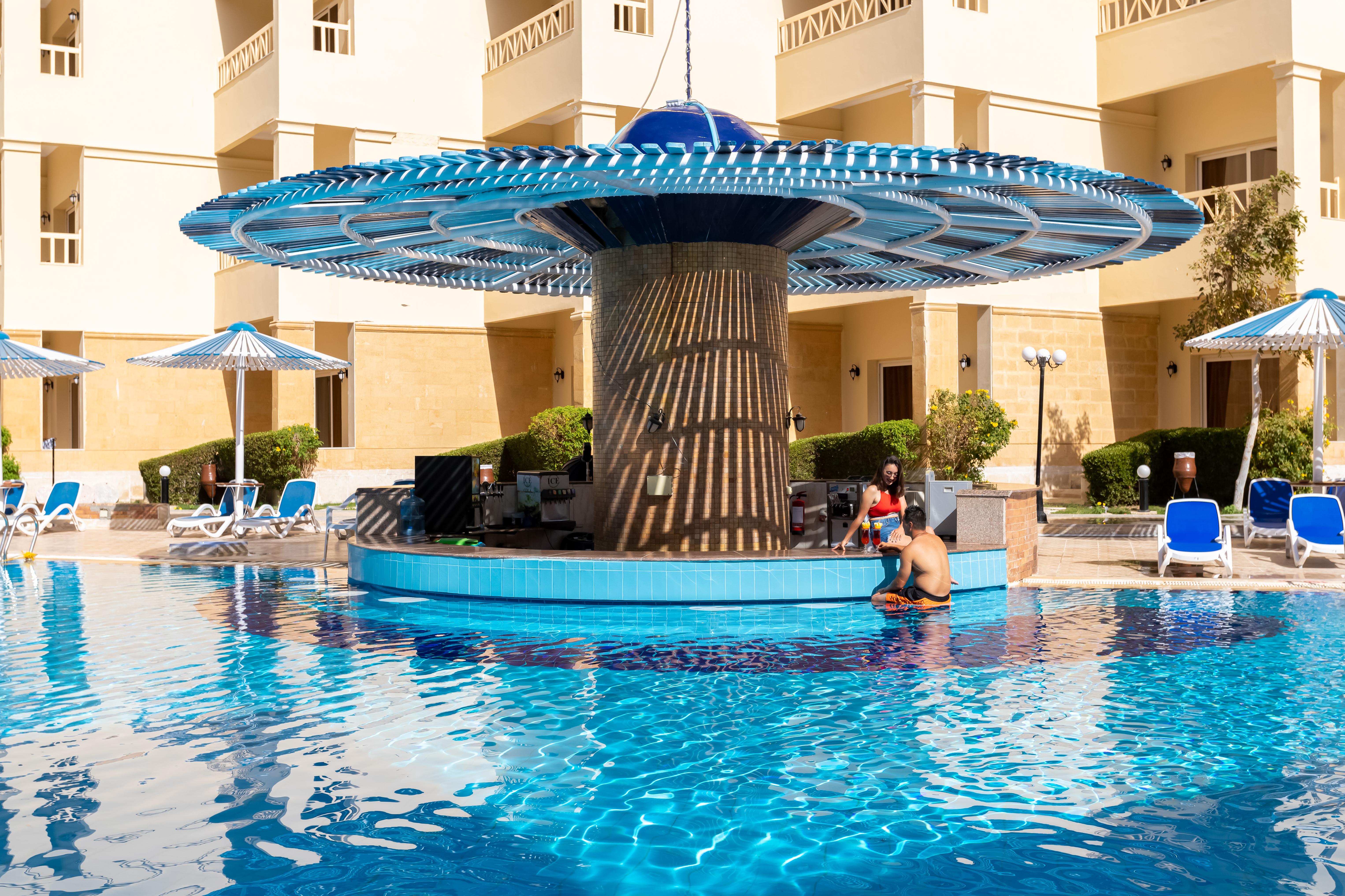 Amc Royal & Ośrodek wypoczynkowy 5*